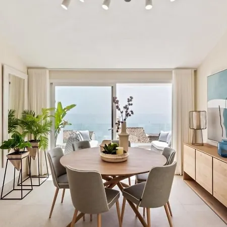 De Lujo Completamente Renovada Piscina Y Vistas Al Mar *